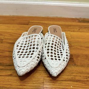 Inc International Concepts Mules white woven 9M pointed toes